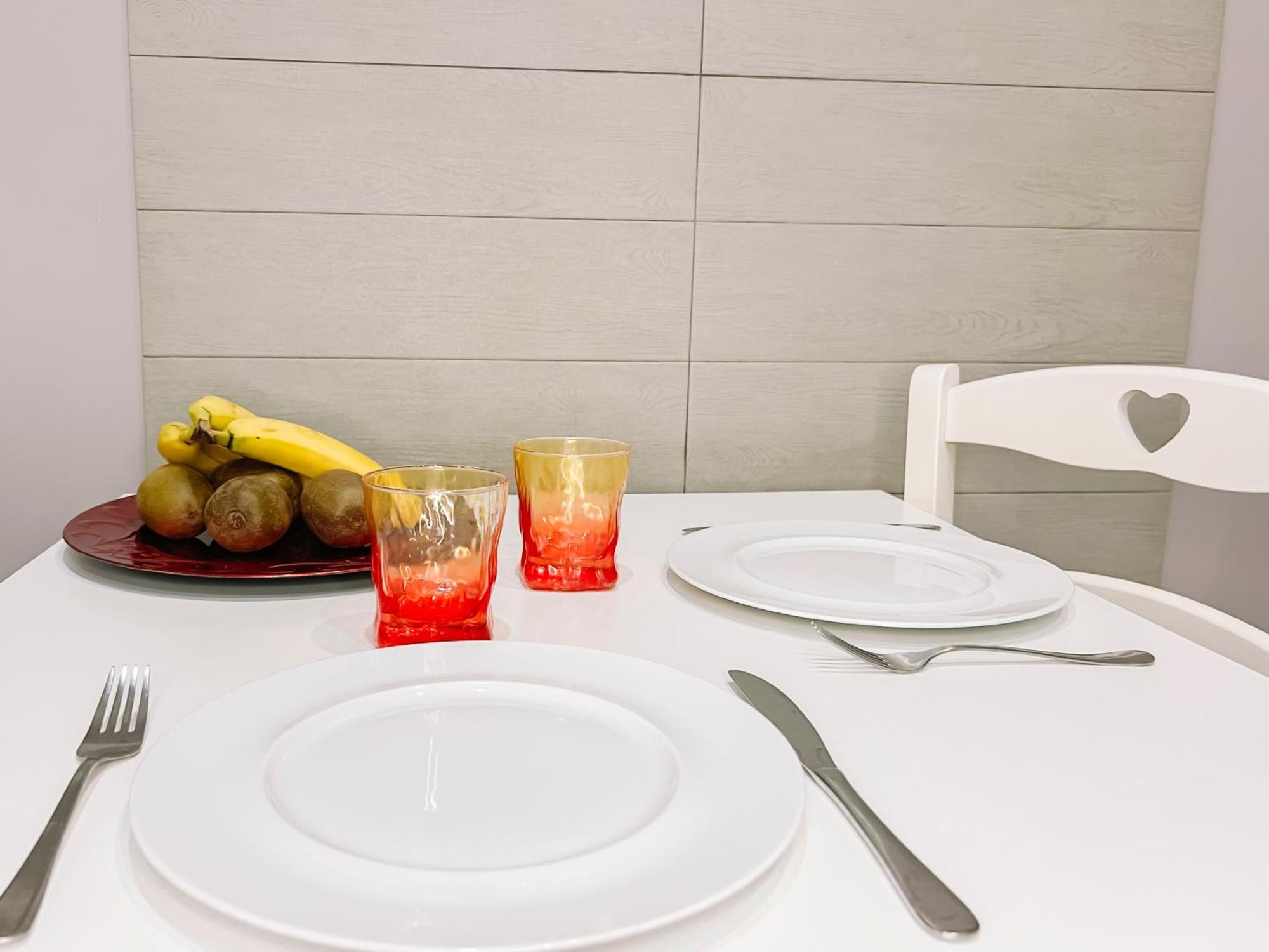 Moderno E Luminoso Monolocale Con Terrazza Privata * Roma